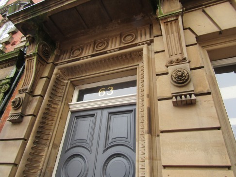 63WGR-FRONT DOOR